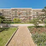 Apartament Seaside Getaway - Comfort & Sandy Beaches -